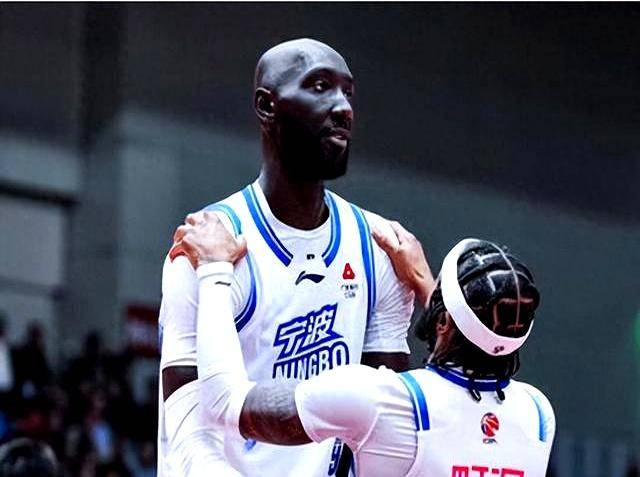 风云突变！布莱顿转会期完成体检；CBA季后赛版图或变；赛场秩序良好；控场能力受关注(布莱顿大学艺术学院好不好申请)-开云体育入口